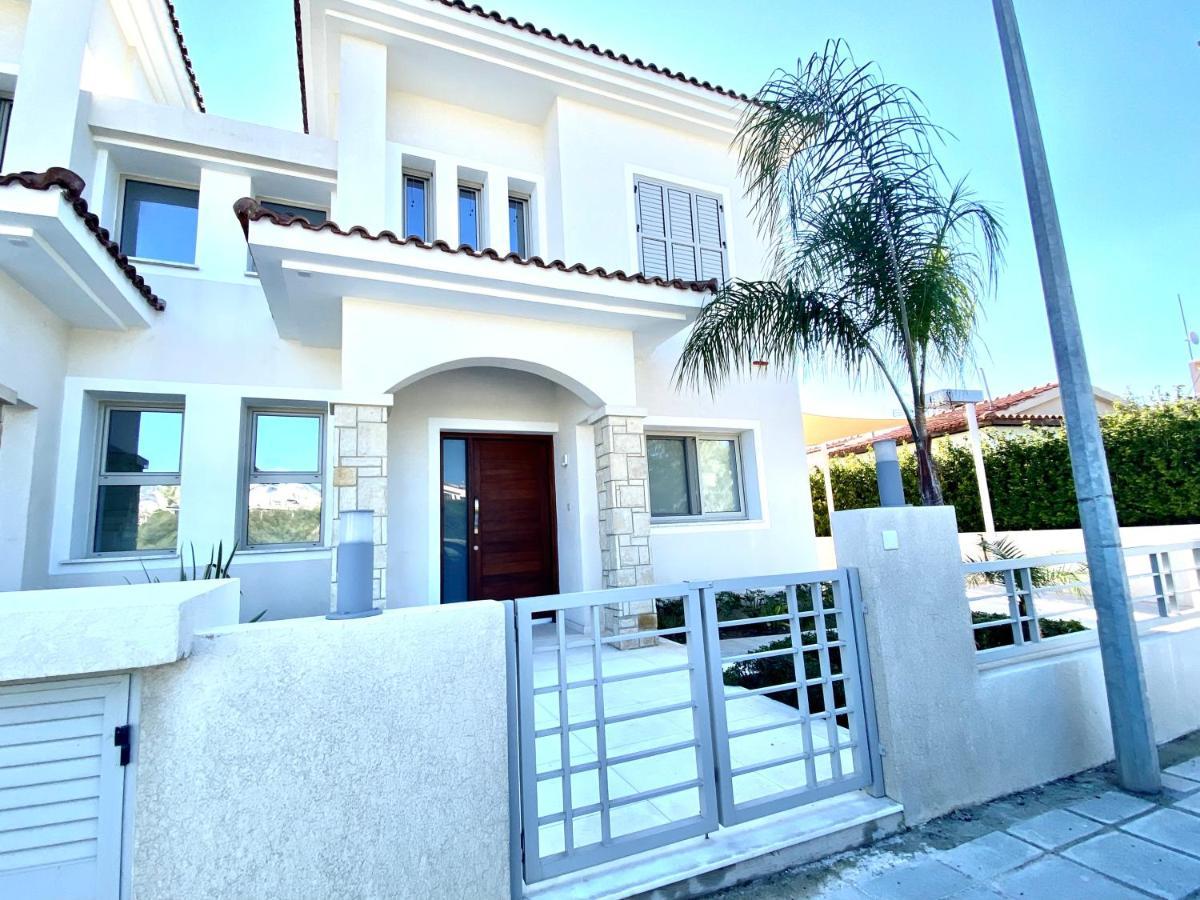 Coral Bay Пафос